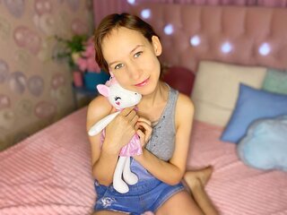 BettyWells camshow nude